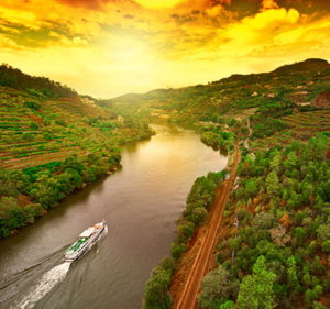 ARTour: Exploring the Douro