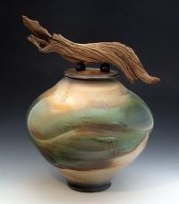 Multispray lidded orb with driftwood on id